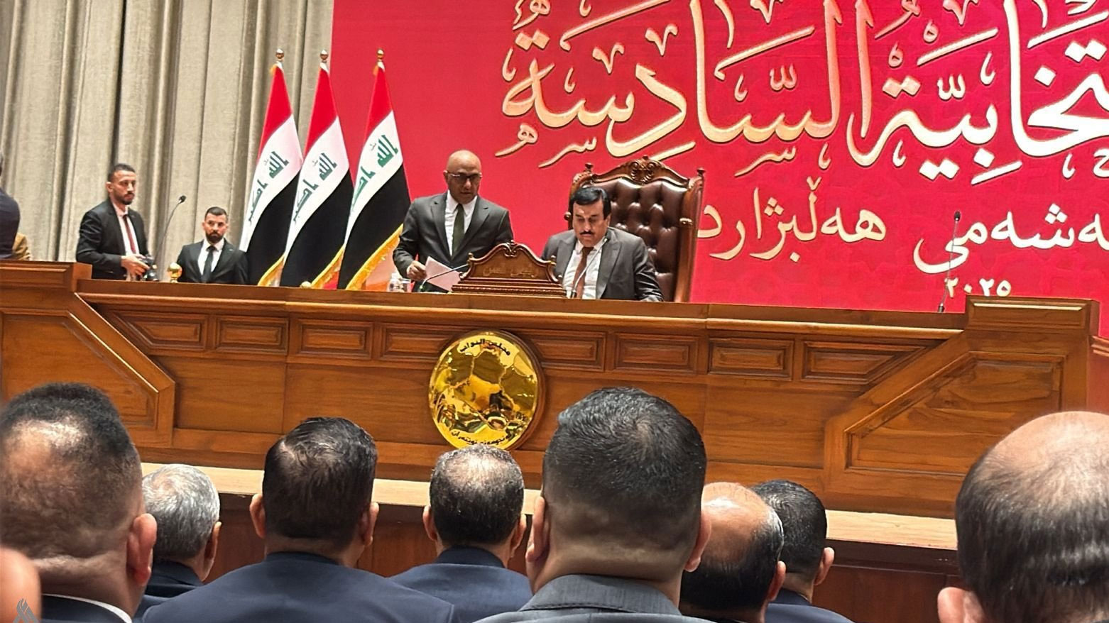 مفاوضات حسم منصب النائب الثاني لرئيس البرلمان مستمرة ومطالبات للديمقراطي بتغيير عبد الله