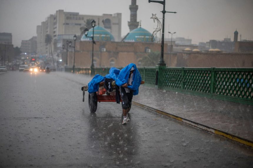 الأنواء الجوية: أمطار رعدية هذه الليلة في عدة محافظات